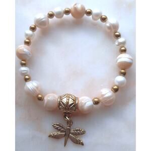 Artisan Baroque MOP Pearl Bracelet Beaded Dragonfly Charm Gold Tone Stretch NEW